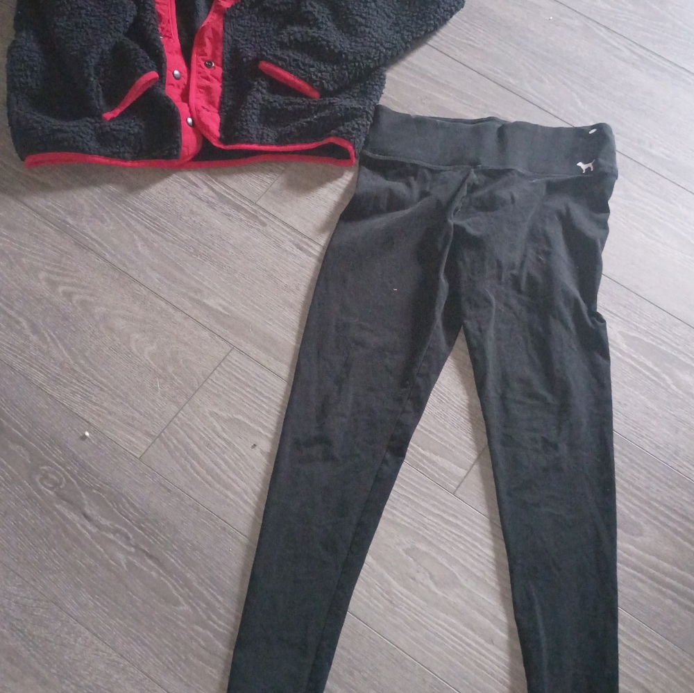 PINK Victoria's Secret Black Yoga Leggings